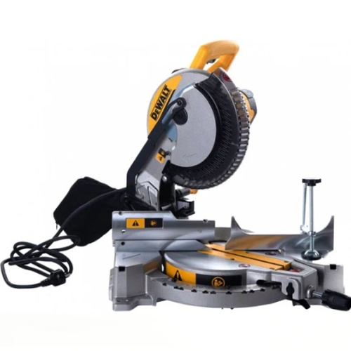 Торцовочная пила DeWalt DWS713